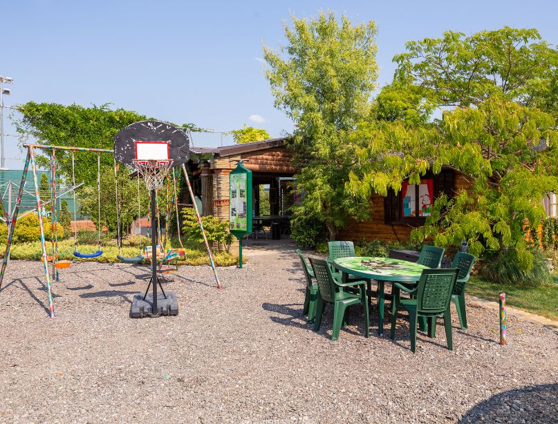 Prostor za decu camping Sosul